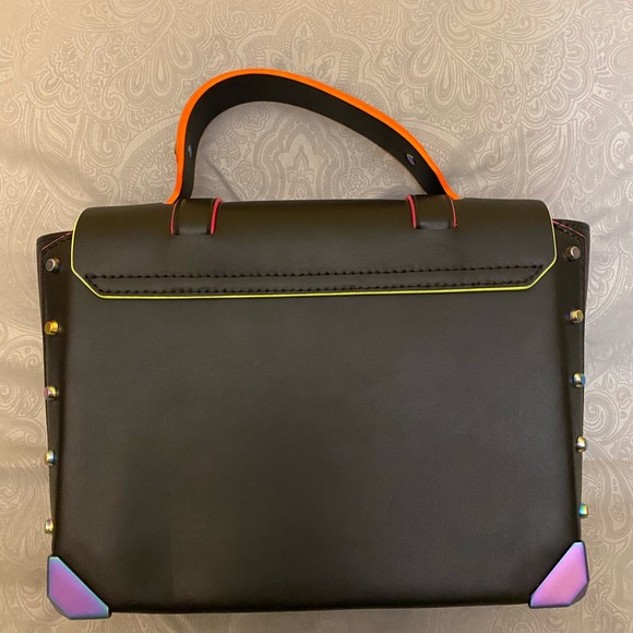 Michael Kors Manhattan Medium Contrast Trim Leather Satchel Stud Signature Bag - Picture 3 of 6